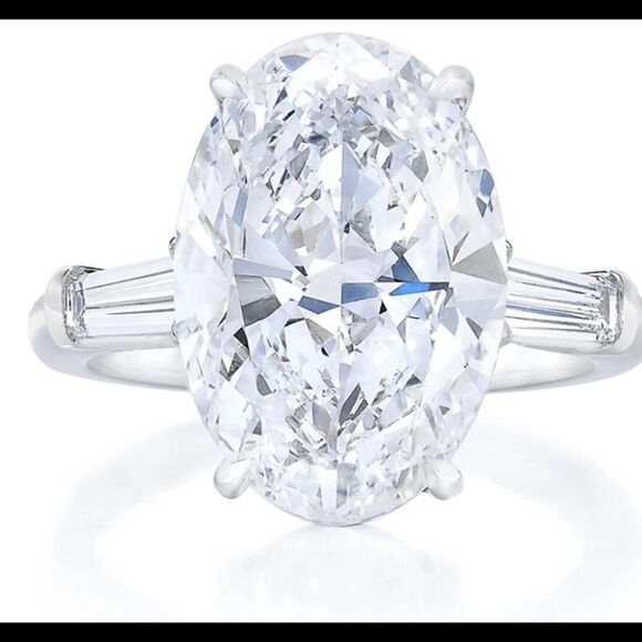 💎 New sparkling oval white sapphire ring 💎 - Picture 6 of 6